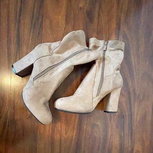 TOP Moda Boot | Taupe | Size: 7.5